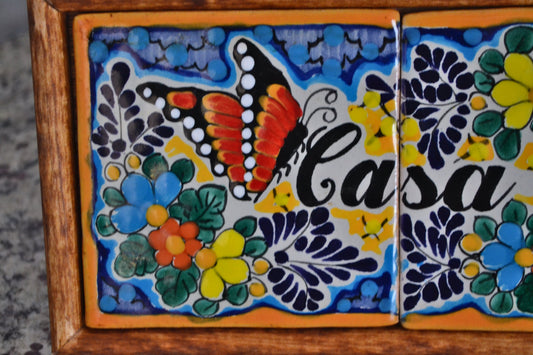 Letrero Personalizable de casa de Talavera Poblana con marco de madera CM471