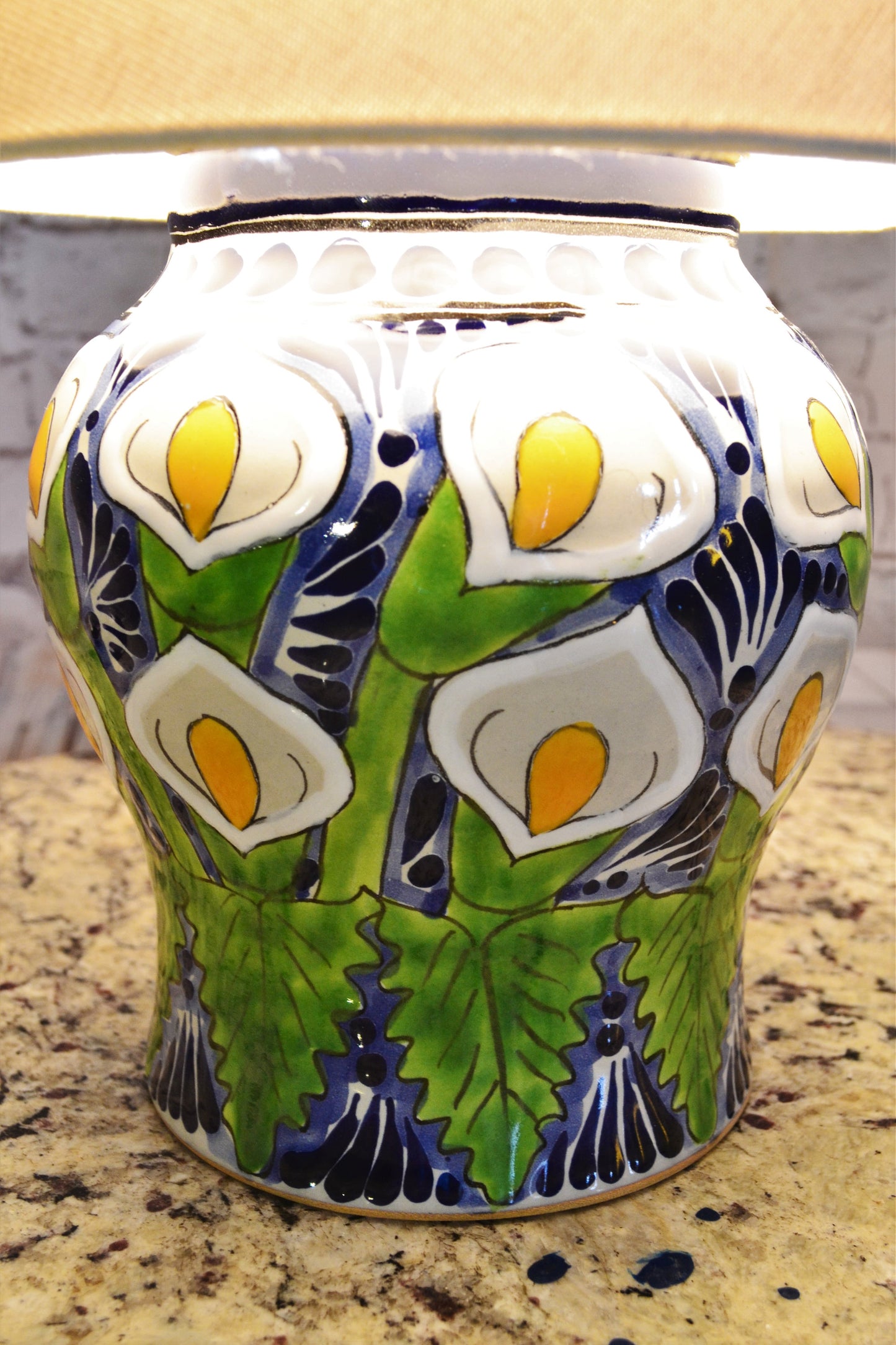 Lámpara de Talavera Poblana CM324