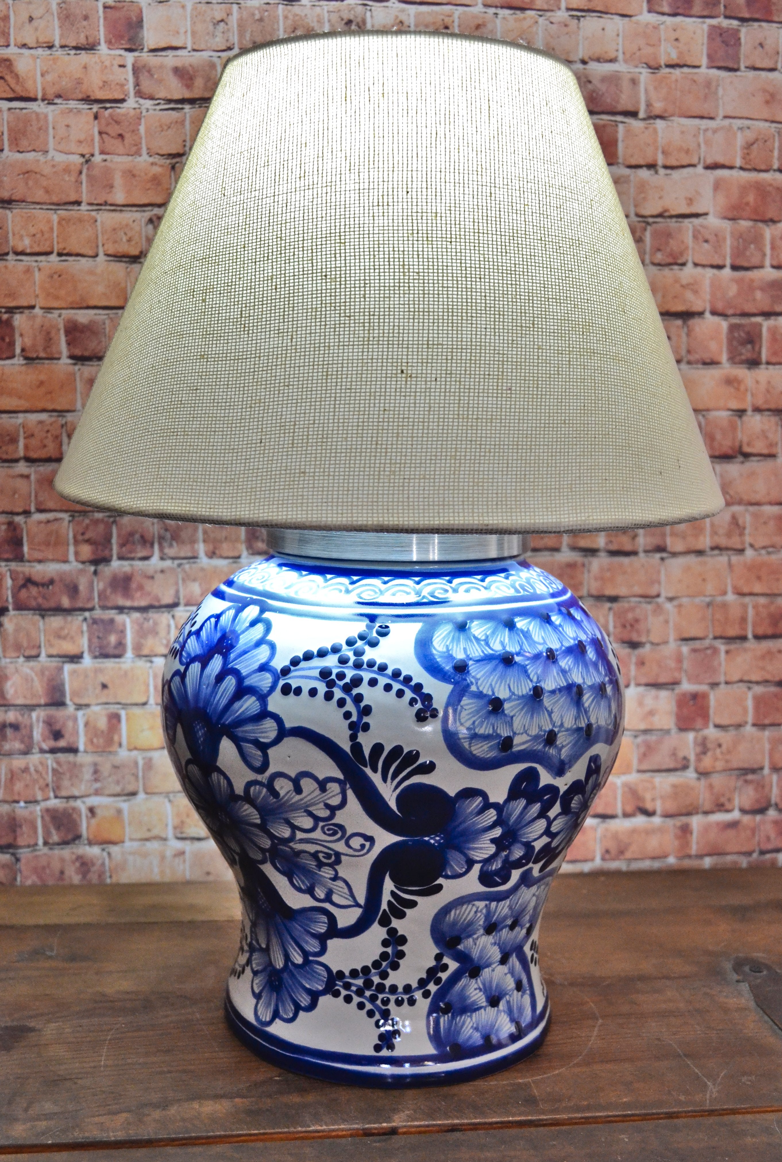 Lámpara de Talavera Poblana CM407