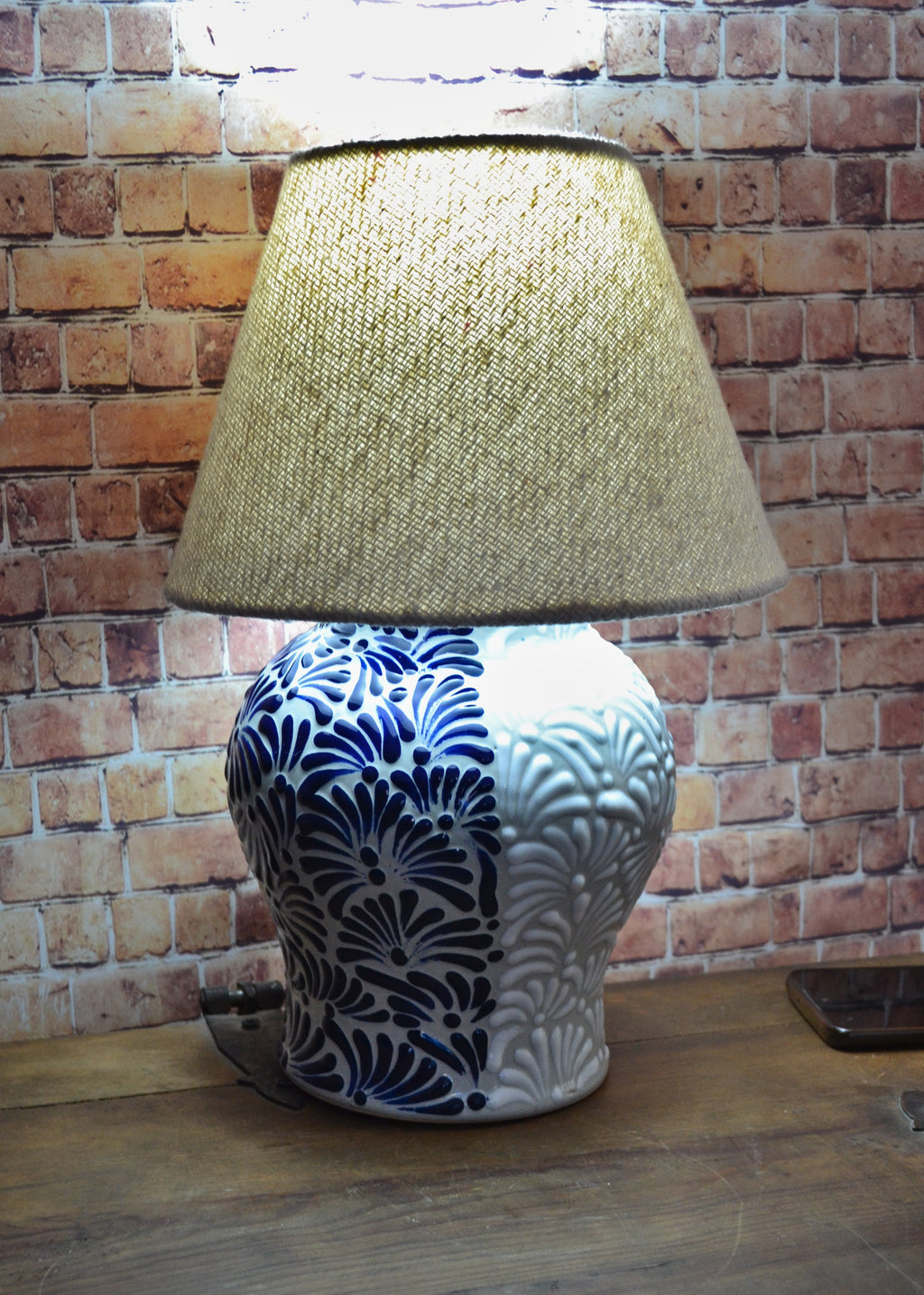 Lámpara de Talavera Poblana CM425