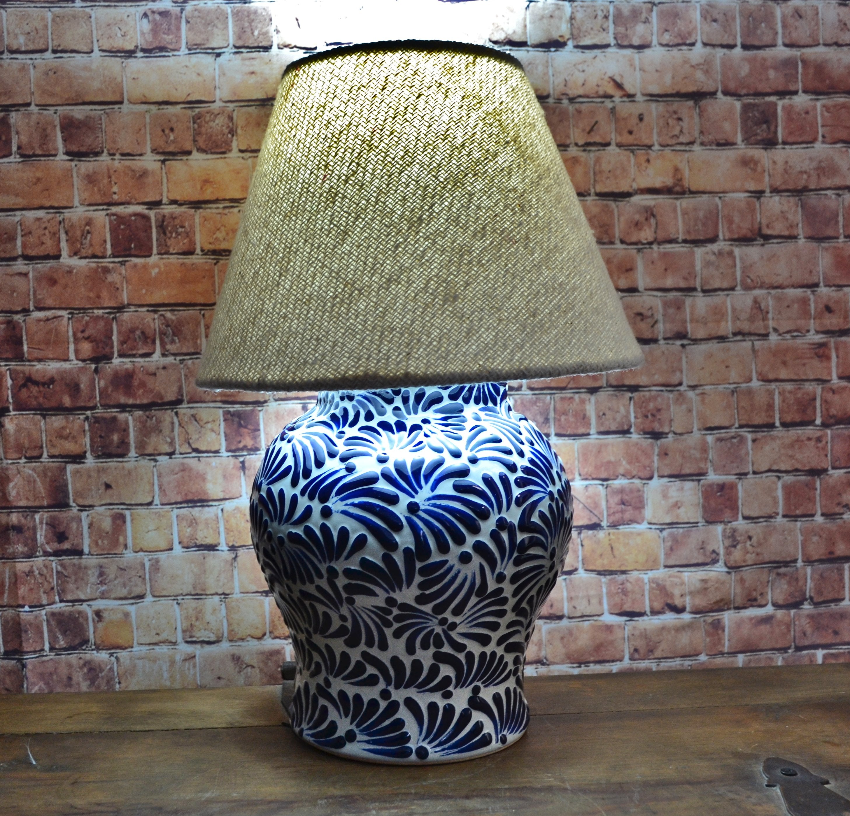 Lámpara de Talavera Poblana CM425