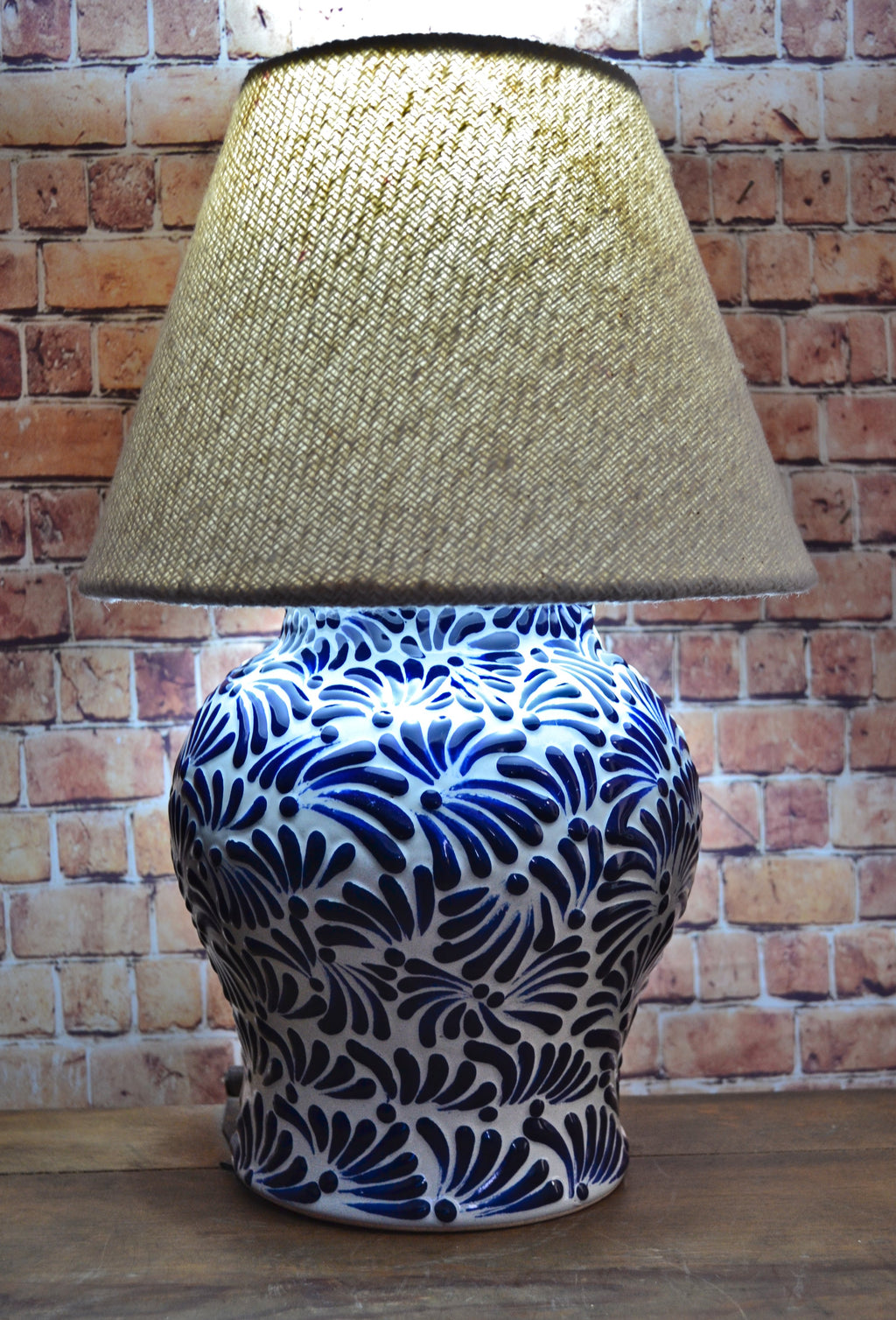 Lámpara de Talavera Poblana CM425