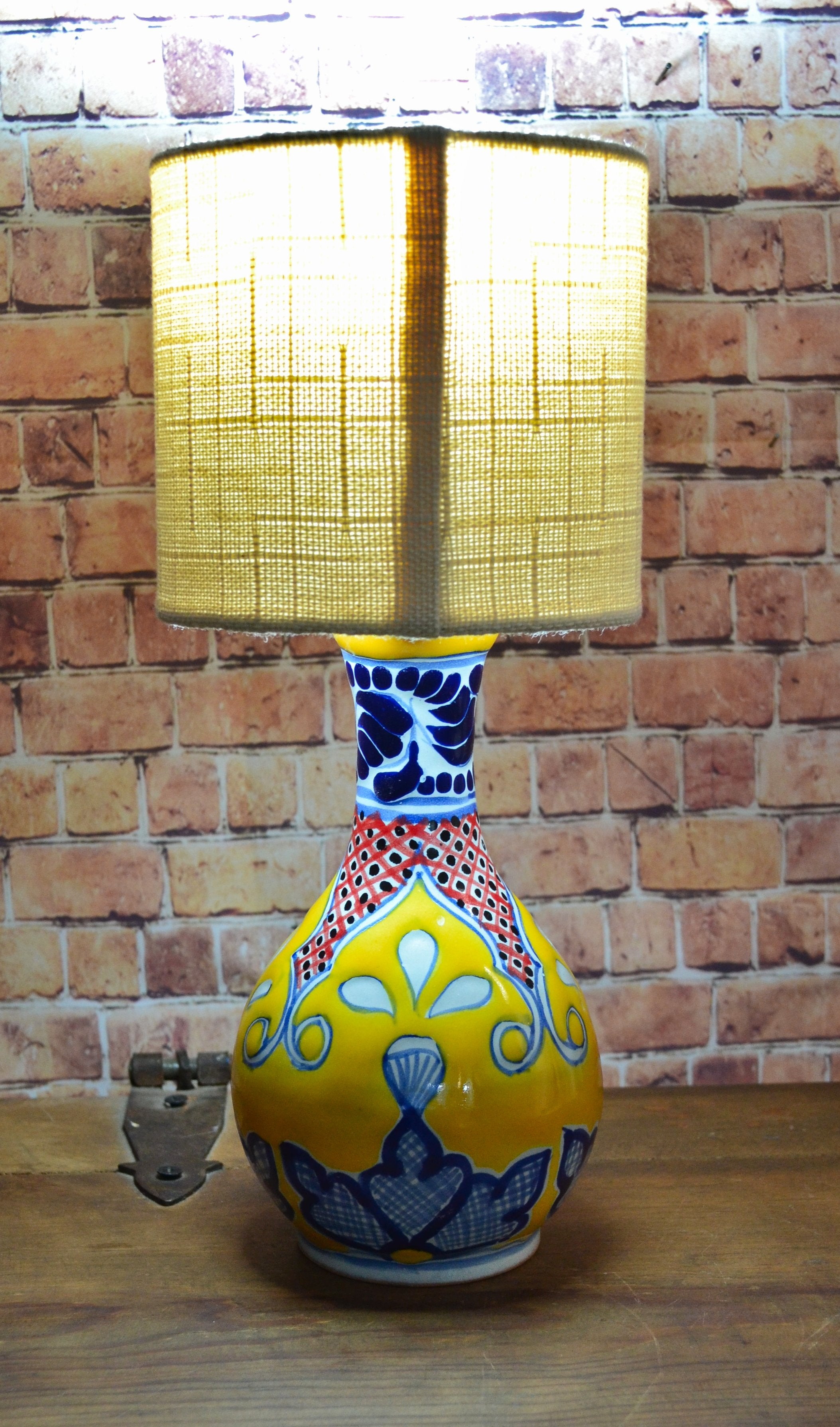 Lámpara de Talavera Poblana CM449