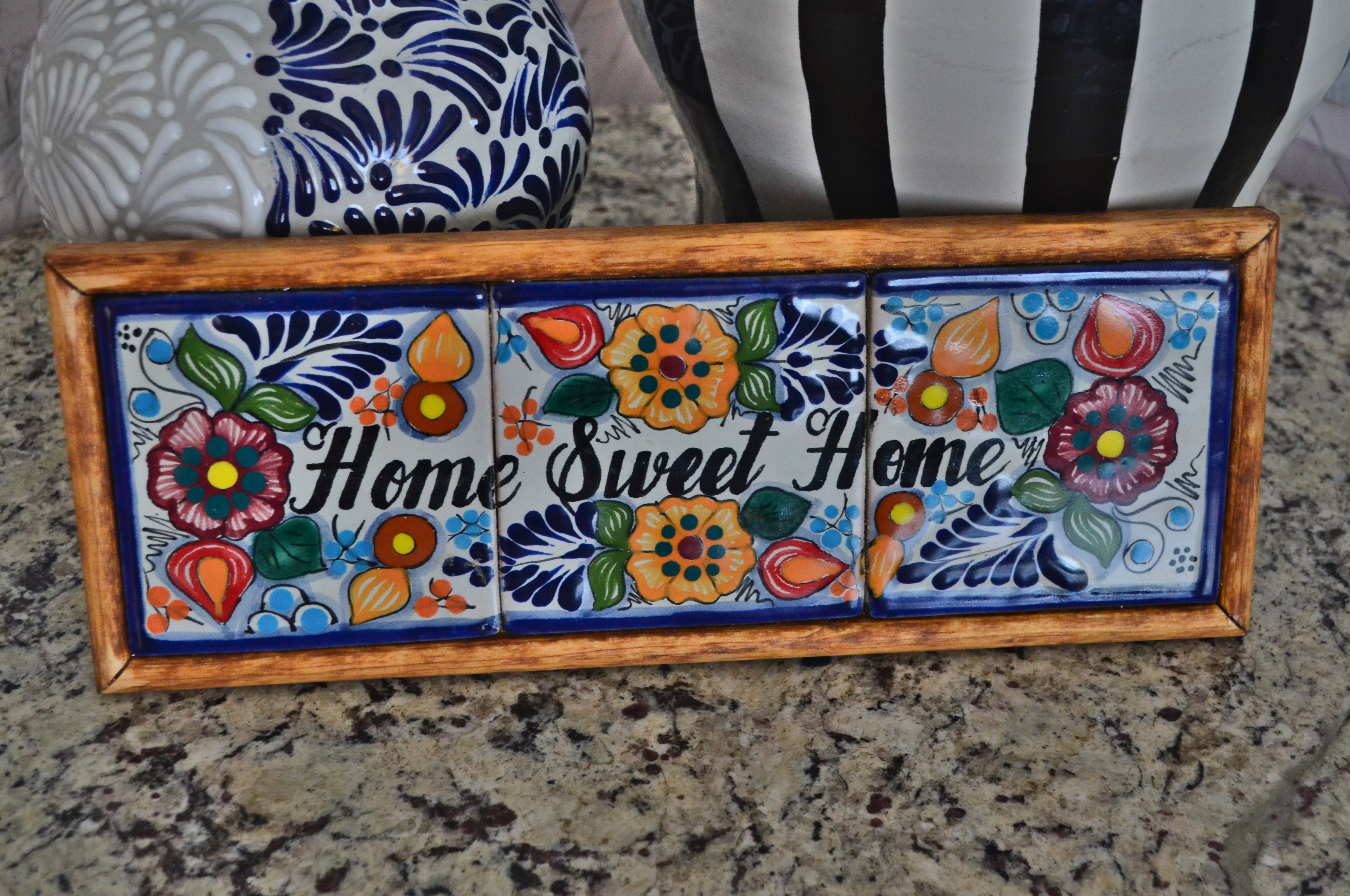 Letrero Personalizable de casa de Talavera Poblana con marco de madera  CM466