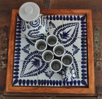 Juego de Licorera de Talavera Poblana con charola de madera CM497