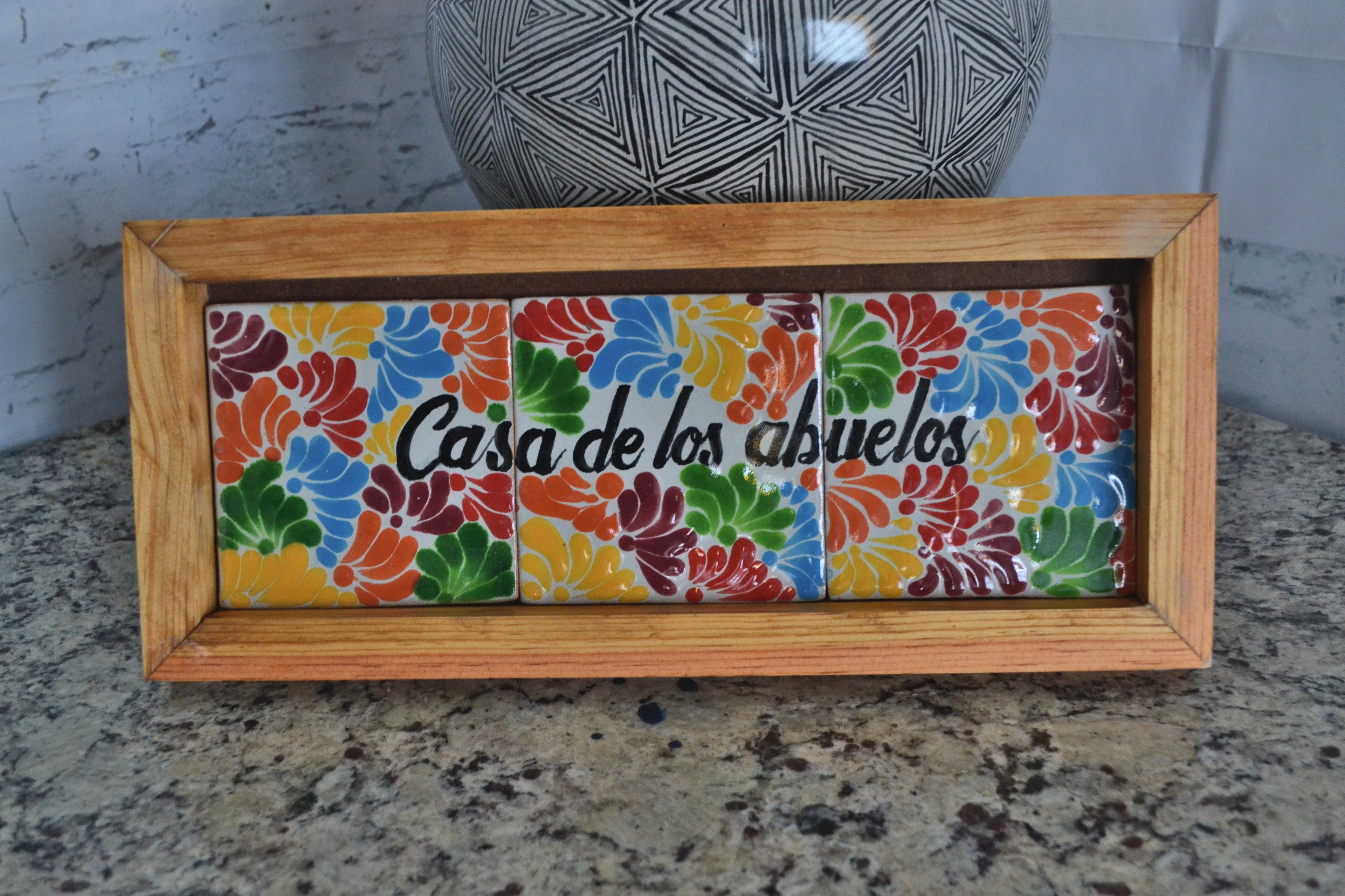Letrero Personalizable de casa de Talavera Poblana con marco de madera  CM504