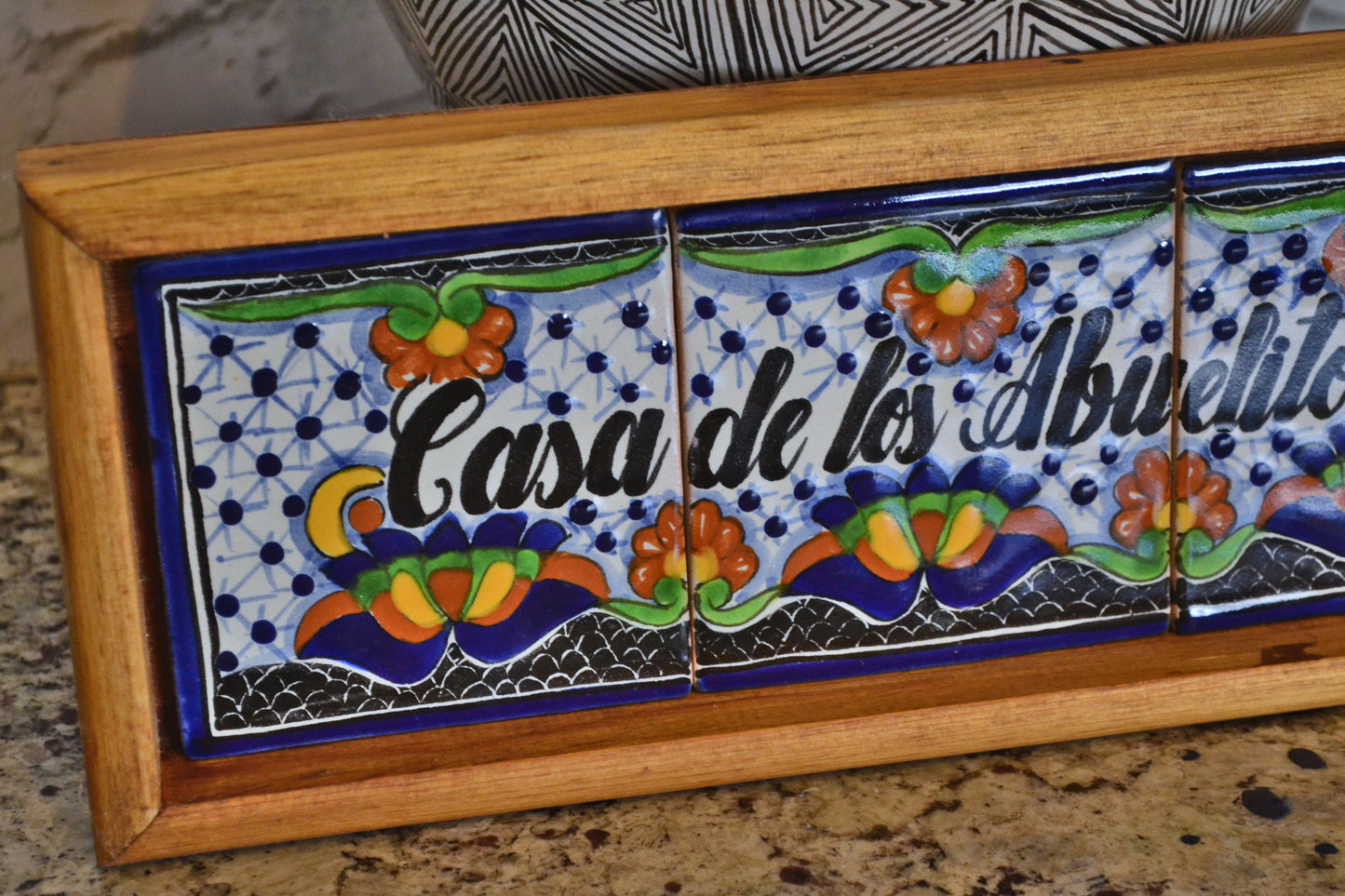 Letrero Personalizable de casa de Talavera Poblana con marco de madera  CM508