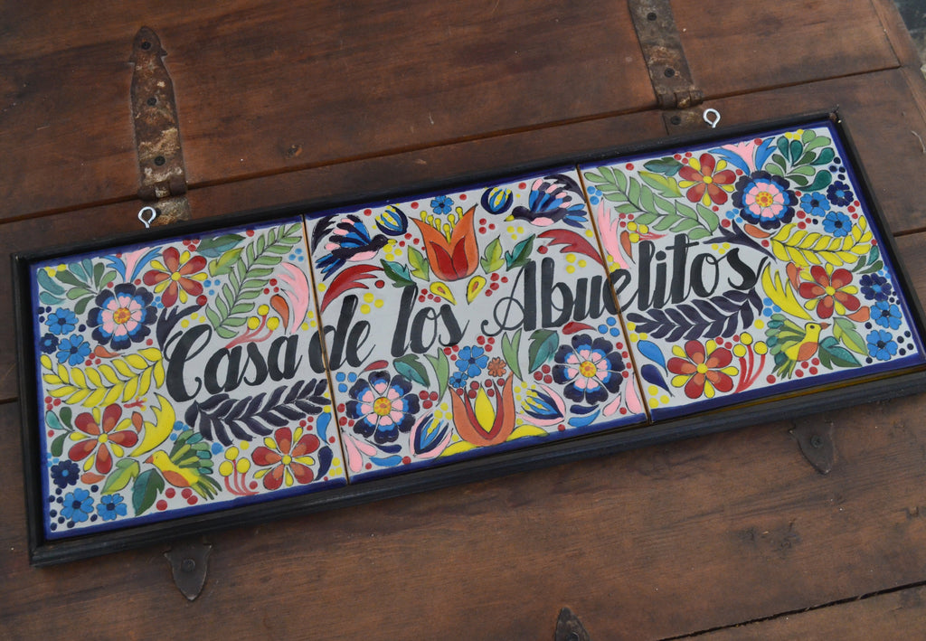 Letrero Personalizable de casa de Talavera Poblana con marco de madera  CM514