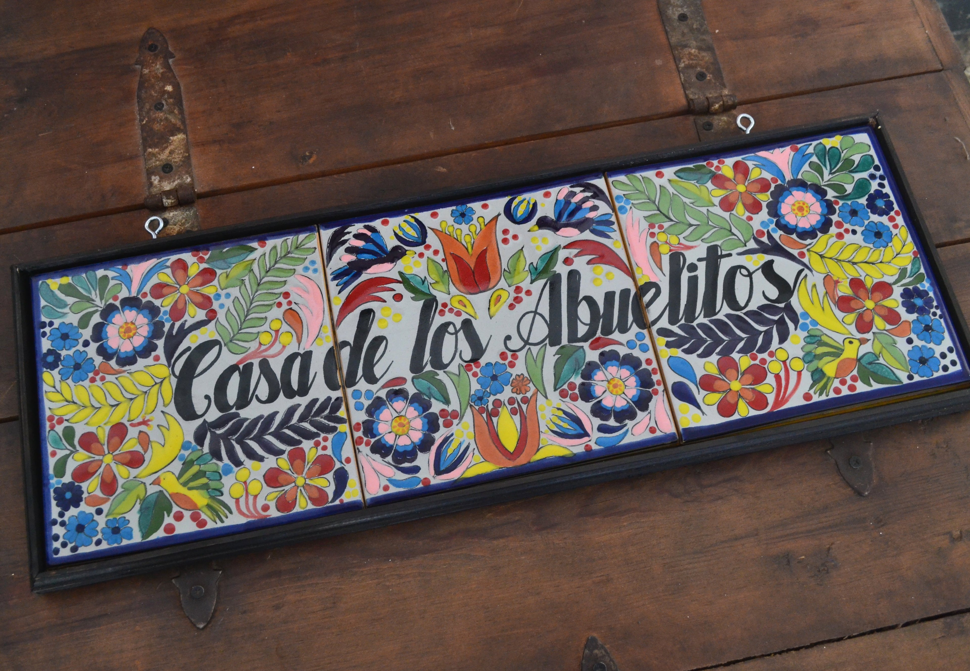 Letrero Personalizable de casa de Talavera Poblana con marco de madera  CM514