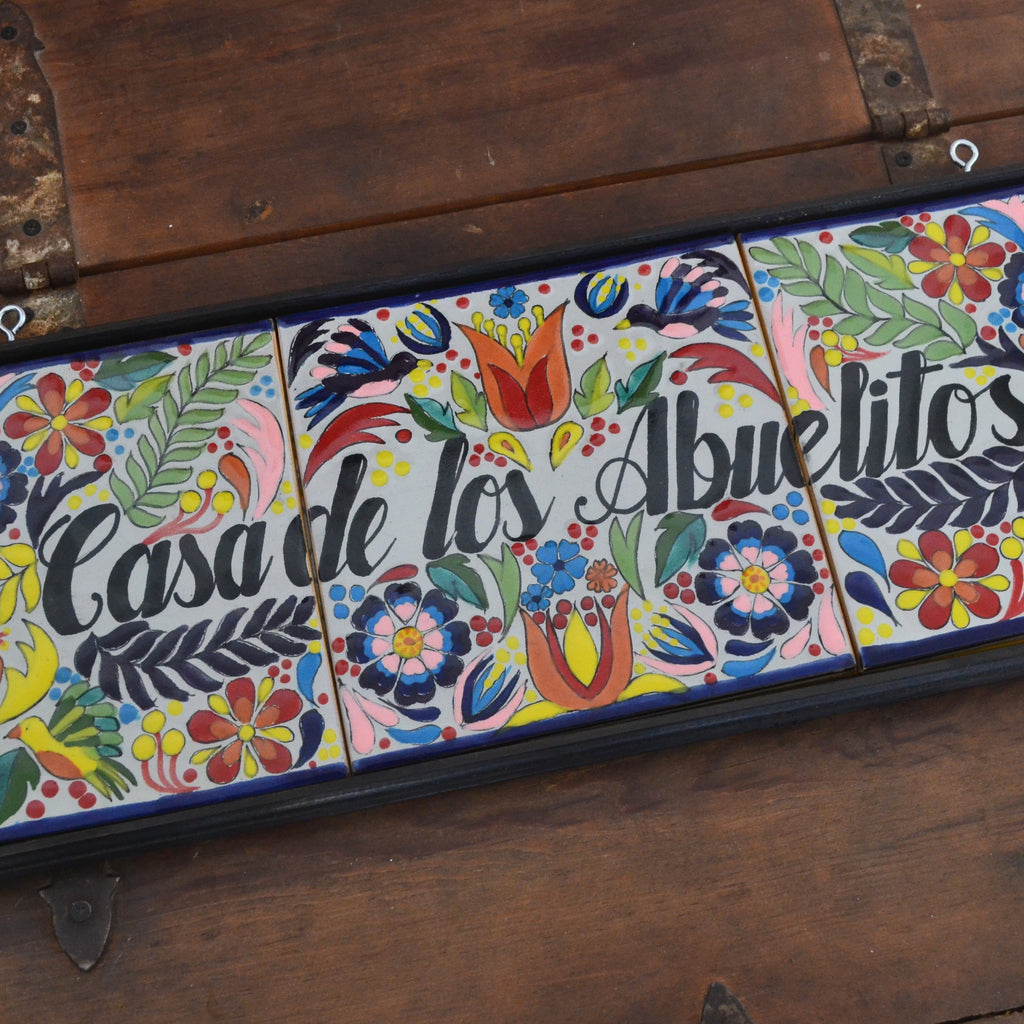 Letrero Personalizable de casa de Talavera Poblana con marco de madera  CM514