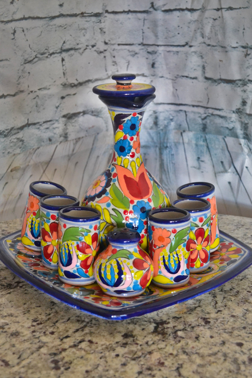 Juego de Licorera de Talavera Poblana CM524