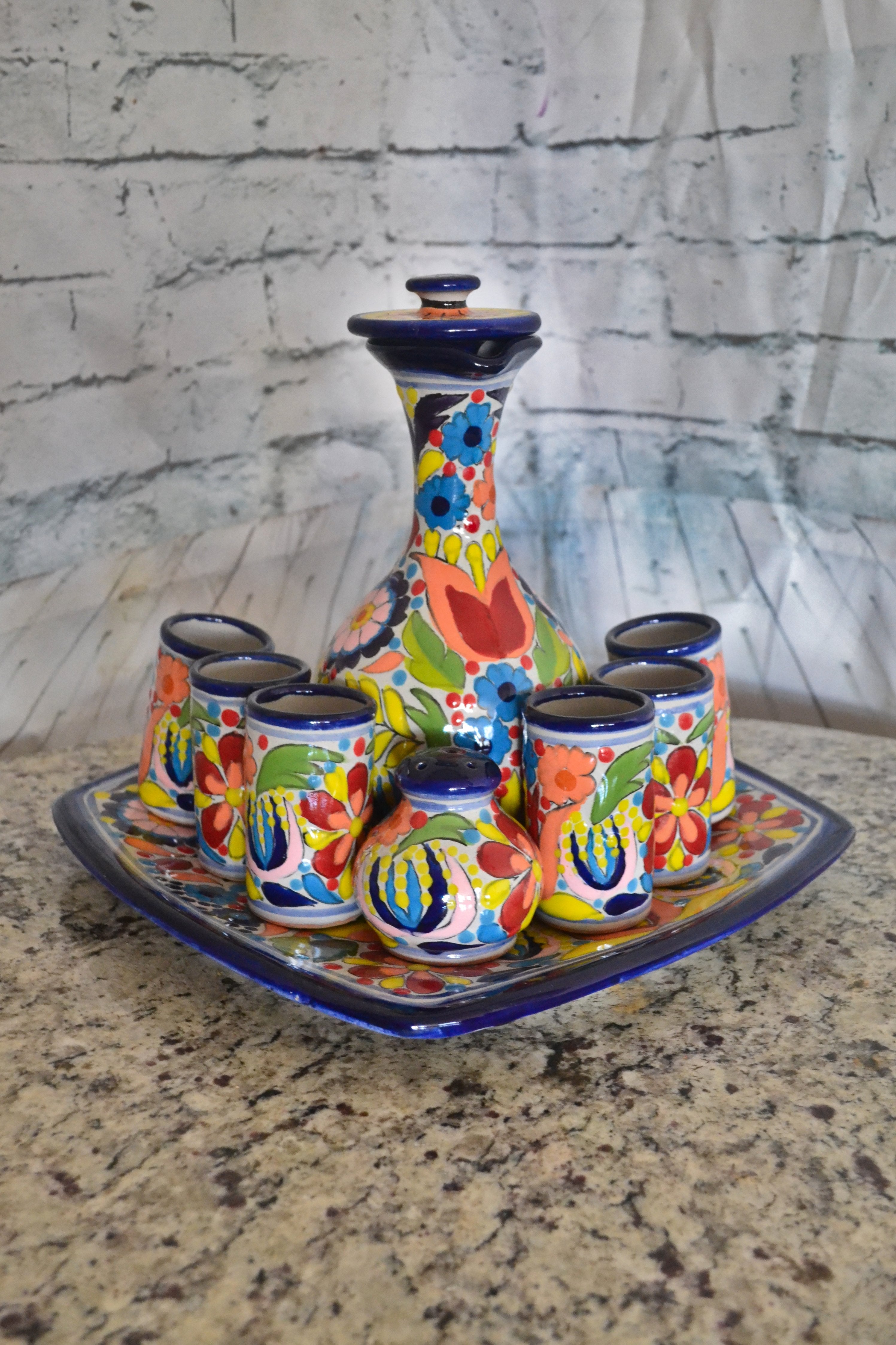 Juego de Licorera de Talavera Poblana CM524