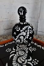 Juego de Licorera de Talavera Poblana con charola de madera CM522