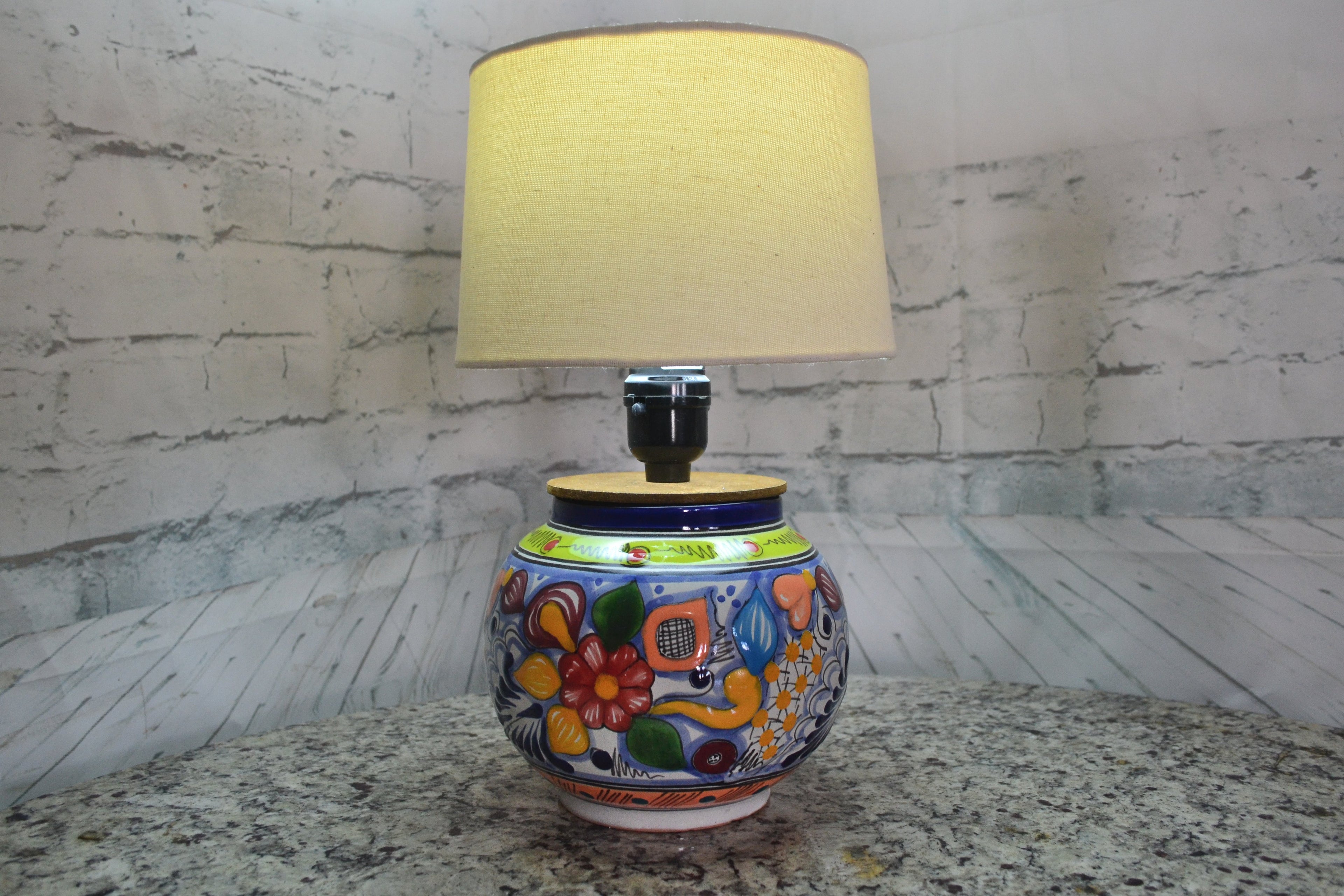 Lámpara de Talavera Poblana CM533