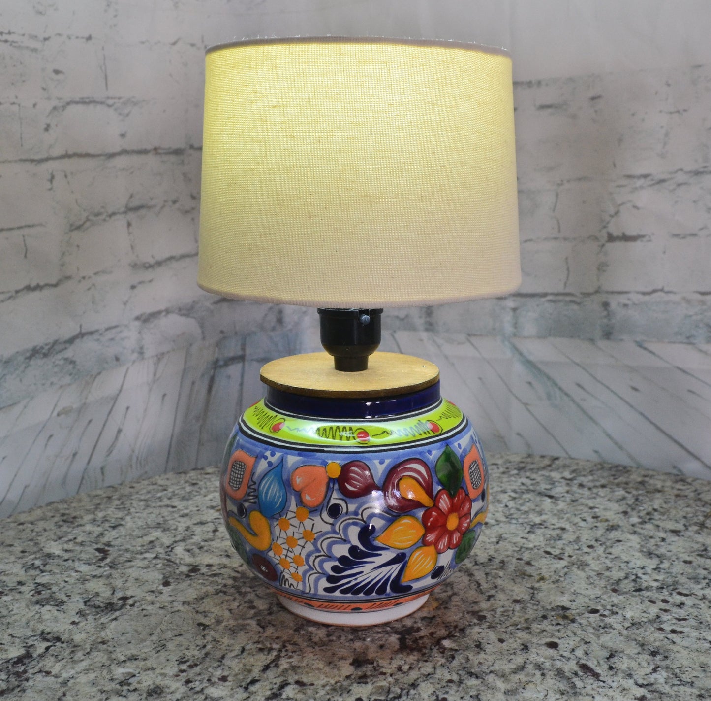 Lámpara de Talavera Poblana CM533