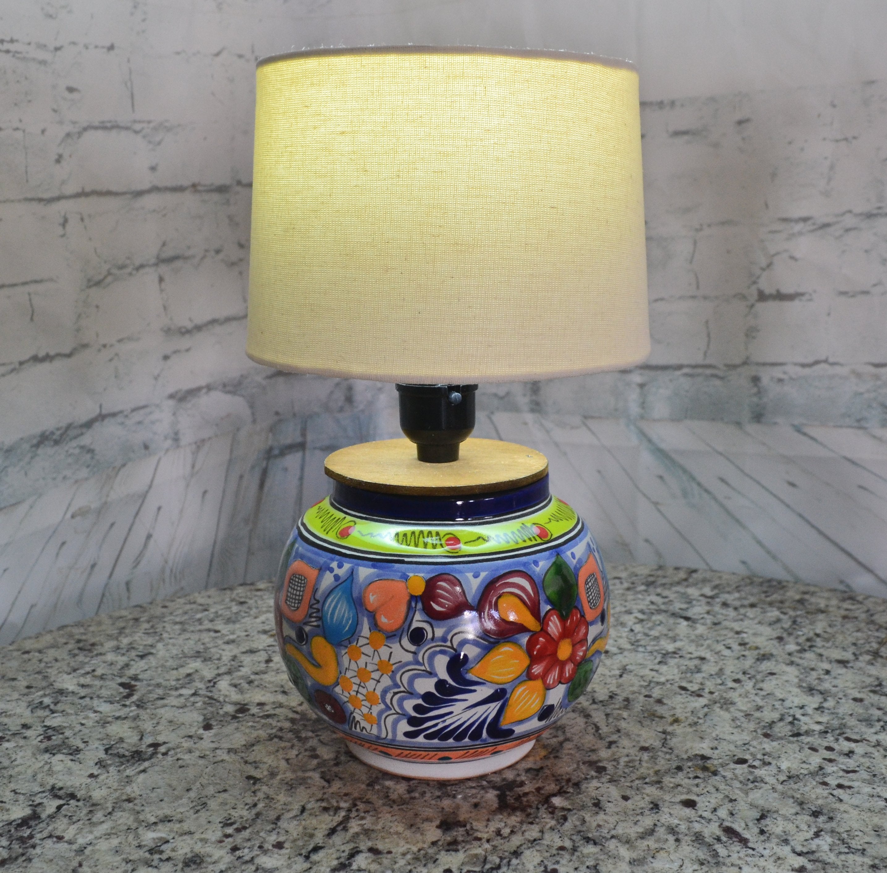 Lámpara de Talavera Poblana CM533