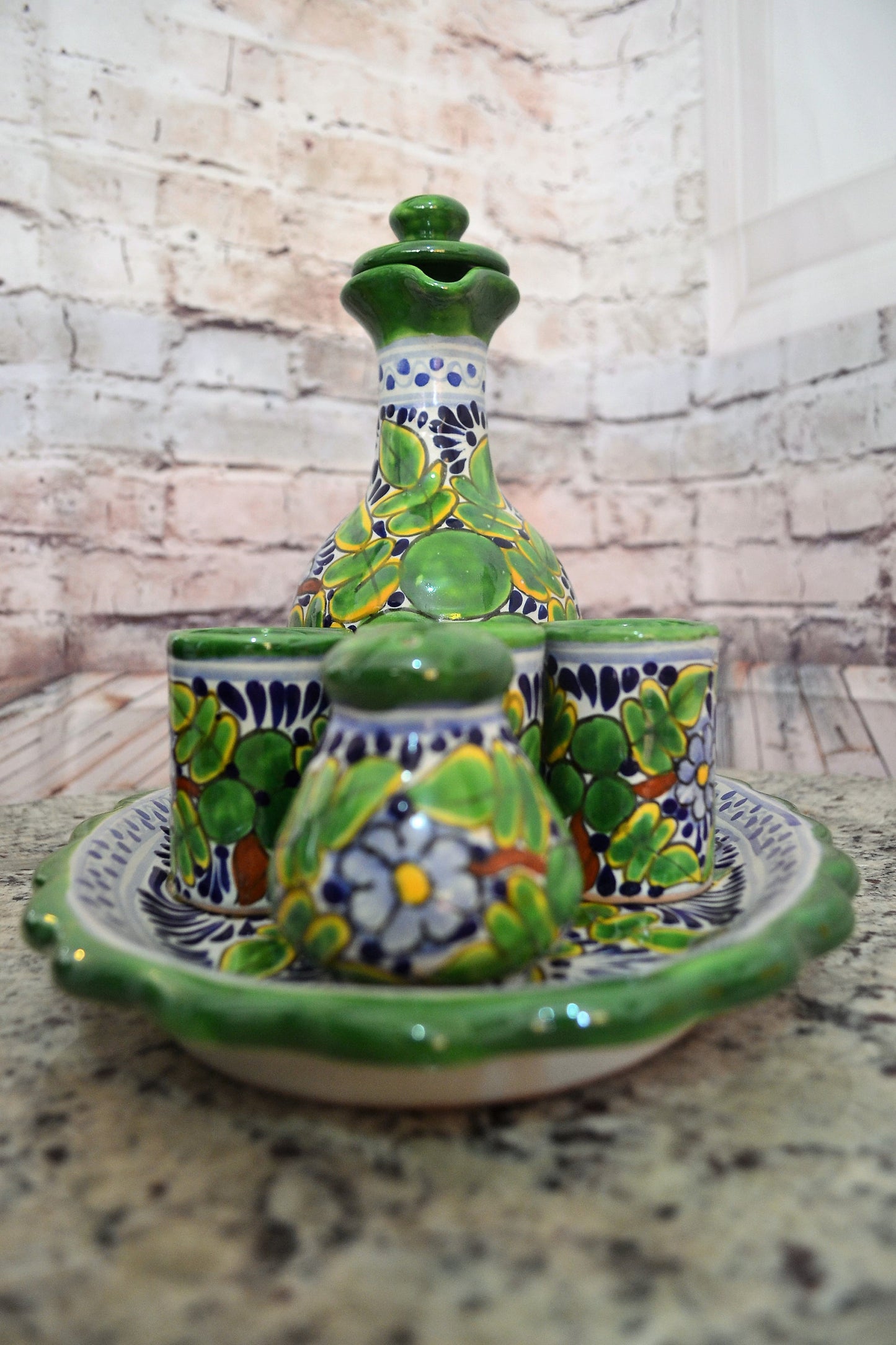 Juego de Tequila de Talavera Poblana CM110