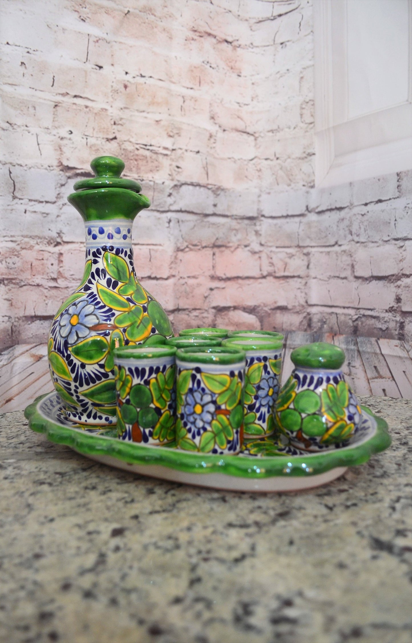 Juego de Tequila de Talavera Poblana CM110