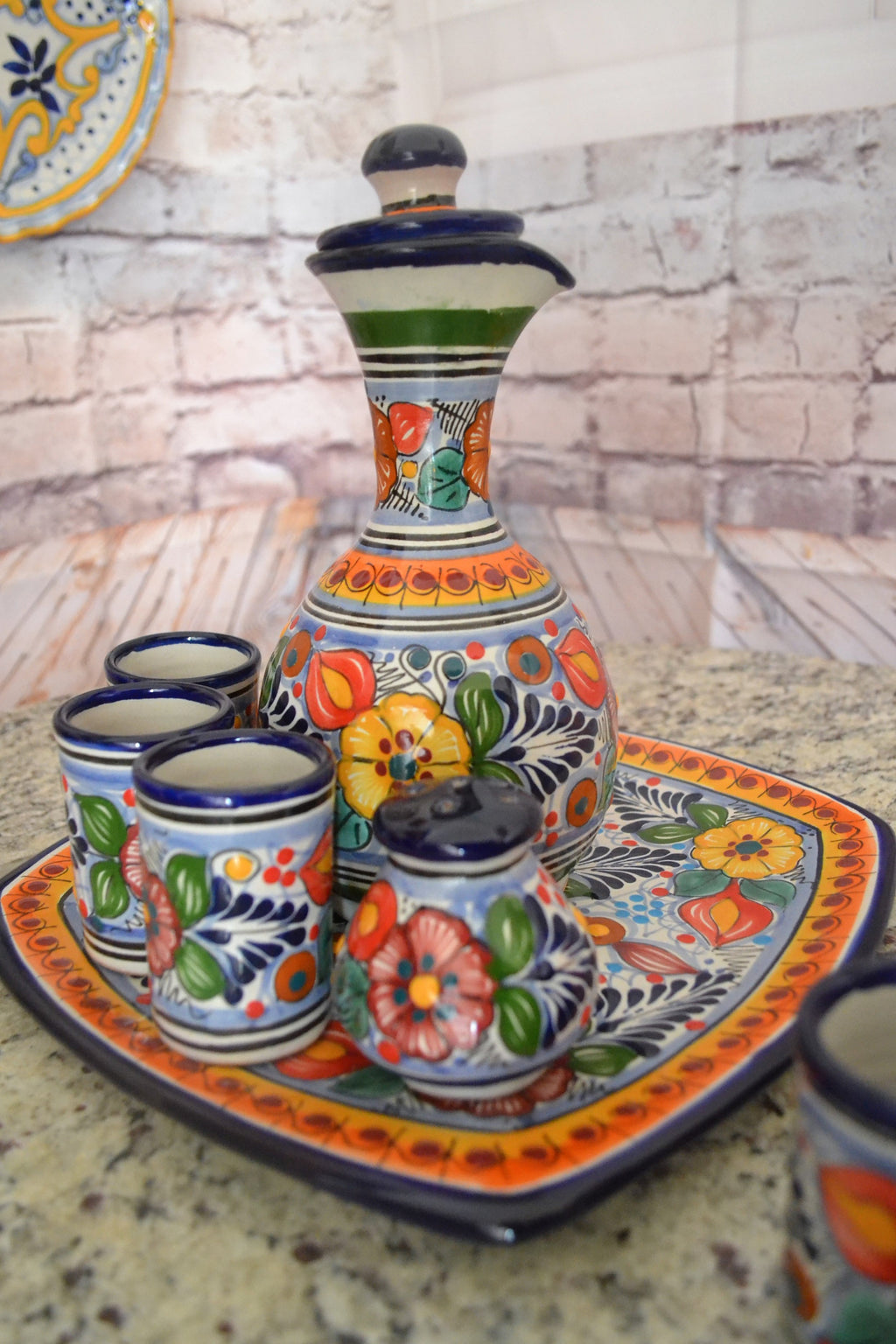 Juego de Licorera de Talavera Poblana CM116