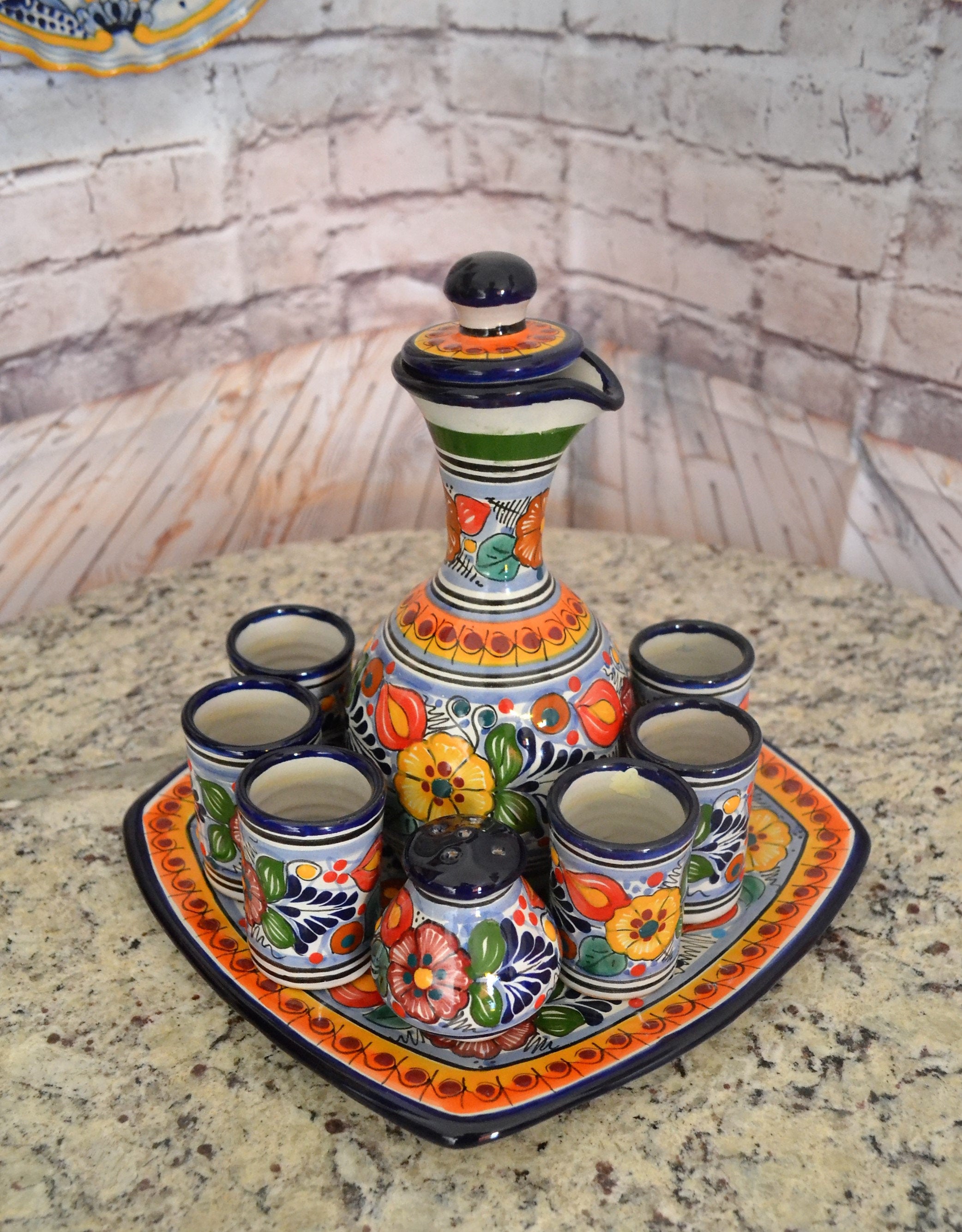 Juego de Licorera de Talavera Poblana CM116