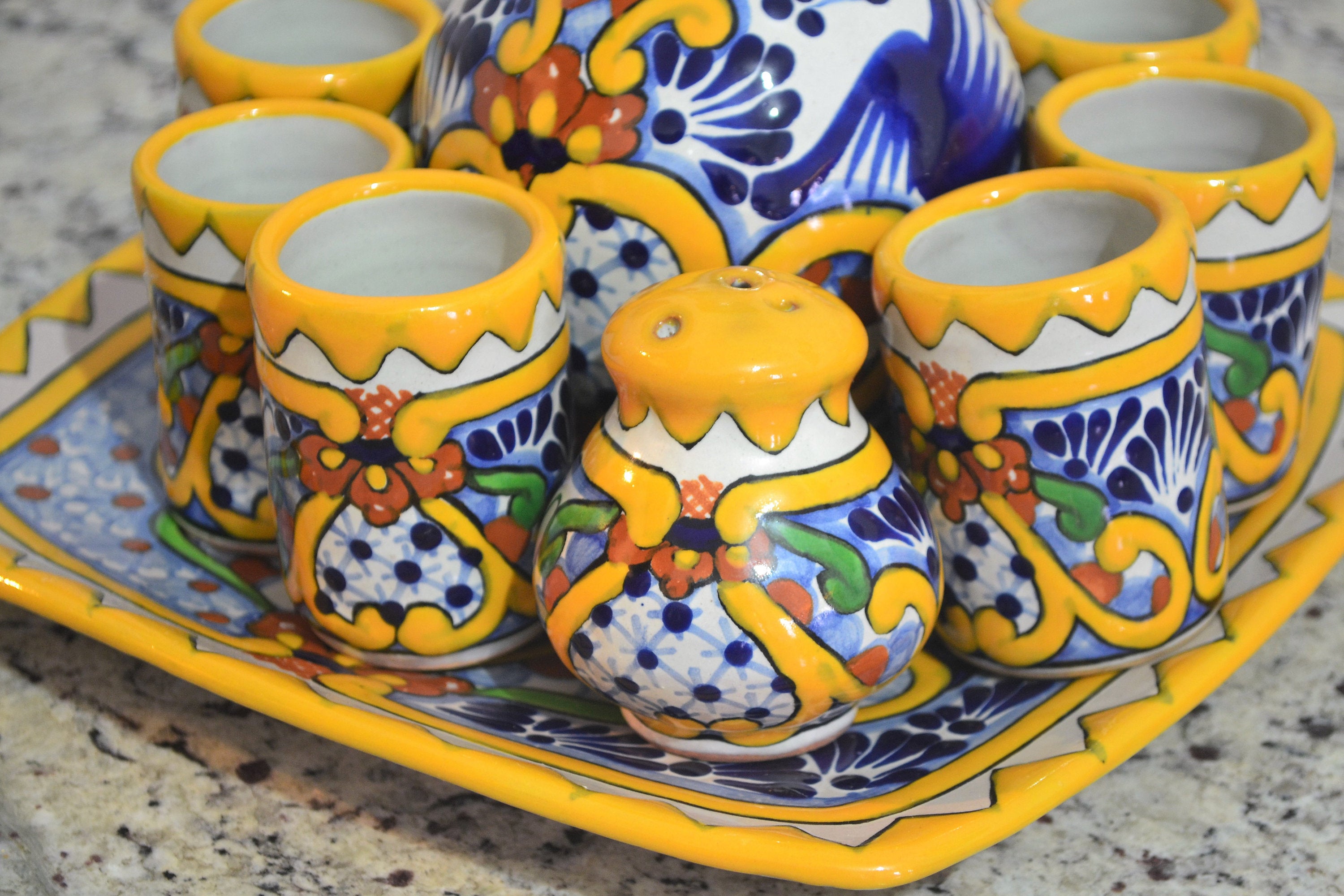 Juego de Licorera de Talavera Poblana CM232