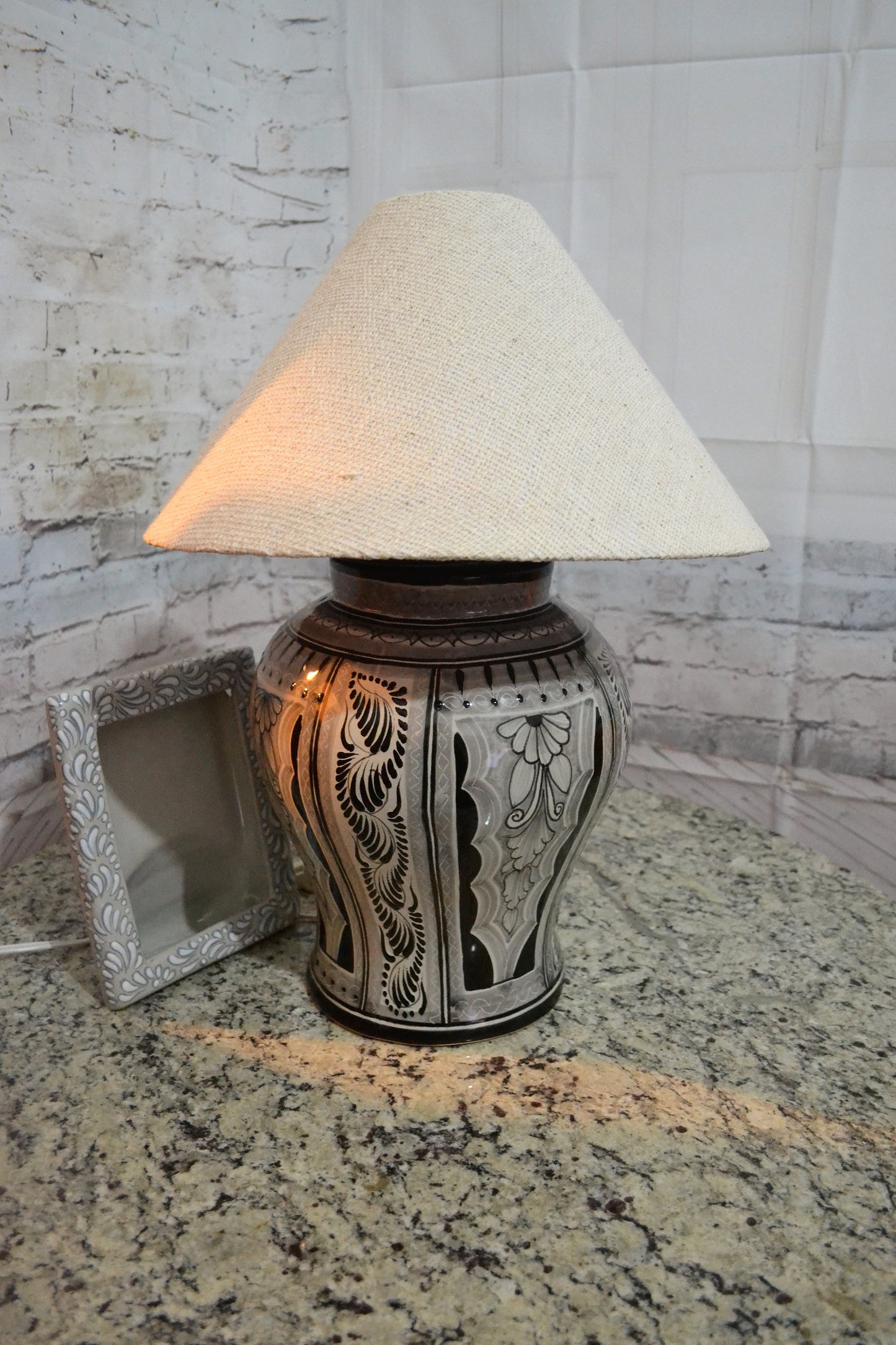 Lámpara de Talavera Poblana CM254