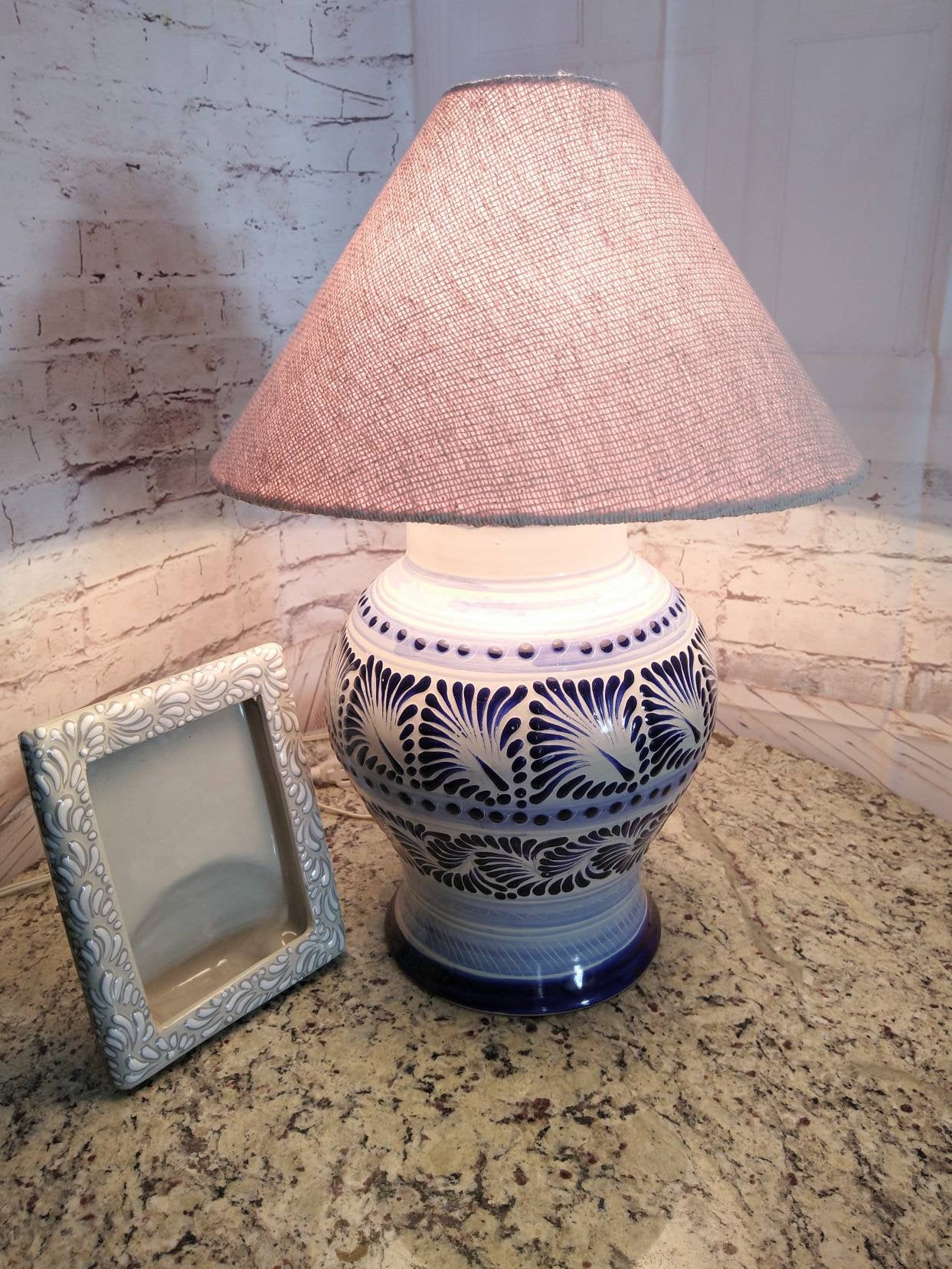 Lámpara de Talavera Poblana CM257