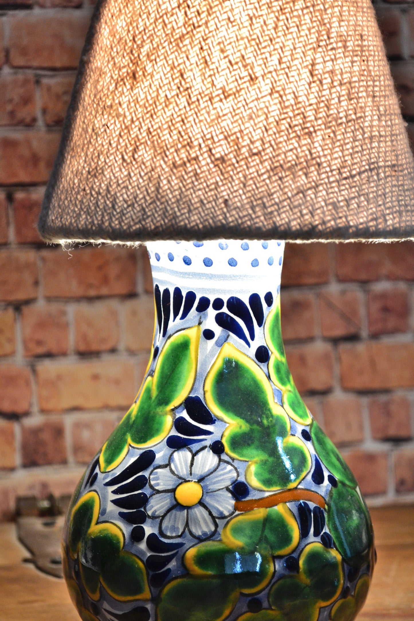 Lámpara de Talavera Poblana CM358