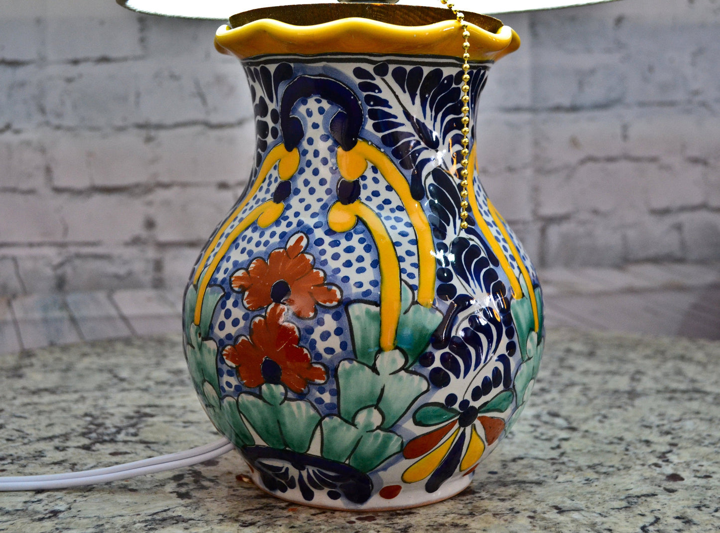 Lámpara de Talavera Poblana CM381